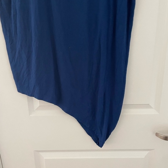 Universal Standard Liquid Jersey Crew Neck Genevette Top True Blue - Picture 5 of 9